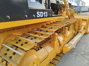 Cingolo da 130 cavalli <span class=keywords><strong>Bulldozer</strong></span> Shantui SD13 usato originale del marchio cinese <span class=keywords><strong>Bulldozer</strong></span> Shantui 13 <span class=keywords><strong>Bulldozer</strong></span> in vendita - Product Image 5
