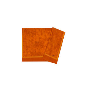 ผ้าพันคอไหมดีไซน์ยาว 70x200 ซม. - ลายพิมพ์เสือดาวและลายจุดตามสั่ง - Product Image 1