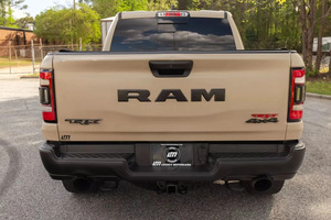 SUPER CLEAN Autos Usados de Lujo, Ram 1500 Crew Cab TRX Pickup 2021, 4 Puertas, 5 1/2 pies, Autos Usados Listos para Enviar a Todo el Mundo - Product Image 6