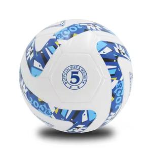 Balón de fútbol de TPU azul con diseño de Color Popular de Alaay con logotipo personalizado para jugar y entrenar en interiores y exteriores - Product Image 2