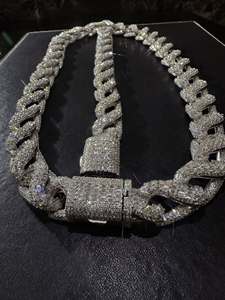 Collar de Cadena Cubana Iced con Eslabones Grandes, Estilo Hip Hop Bling de Lujo, Unisex, Venta al por Mayor, Personalizado de Fábrica, Chapado en Oro de 18K, Para Fiesta - Product Image 2