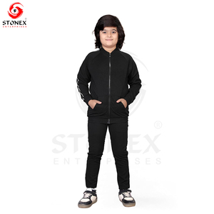 Ensembles de survêtements de football personnalisés en toile pour enfants – Qualité supérieure, motif écossais, avec capuche et fermeture éclair pour l'entraînement hivernal - Product Image 1