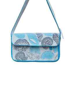 Bolsos de Mano de Lujo con Diseño de Frutas con Cuentas, Bolsos de Hombro con Bordado de Cuentas, Bolso Personalizado Hecho en India - Product Image 3