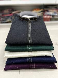 Soft Trendy Soft Silk Mens Kurta Heavy Jacquard con lentejuelas Funciona perfecto para todas las ocasiones - Product Image 6