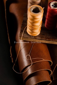 Material de cuero Premium Patrón terminado Exportación de alta calidad Tendencia Todo tipo Material de cuero 2024 Venta al por mayor Disponible ahora - Product Image 2