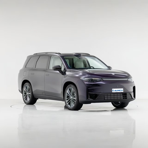 รถอเนกประสงค์ไฟฟ้าไฮบริด Leapmotor C16 5 ประตู 6 ที่นั่ง ขับเคลื่อน 4 ล้อ ระบบขับเคลื่อนแบบ 4WD พวงมาลัยซ้าย ระยะทางวิ่งแบบ NEDC 601-700 กิโลเมตร มอเตอร์ 200-250 กิโลวัตต์ - Product Image 1