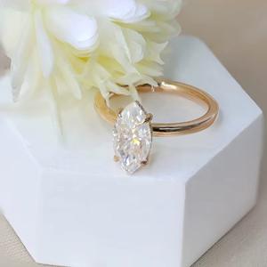 Anillo de compromiso de Moissanite solitario de corte Marquesa para elegante clásico 925 Plata fiesta desgaste compromiso y anillo de bodas para ella - Product Image 1
