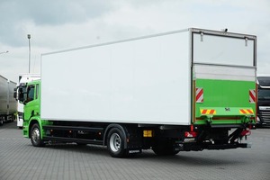 MEJOR ENVÍO Volquete 2017 Camión SCAN IA 4x2 THERMO KING Camión usado Euro 6 Sistema hidráulico de transmisión automática - Product Image 4