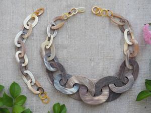Collier de luxe en corne de buffle fait à la main, bijoux naturels et durables pour femmes, haute qualité - Product Image 3
