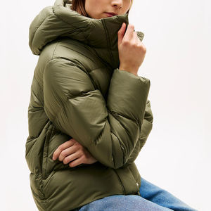 Veste d'hiver en toile tricotée sur mesure, respirante, coupe-vent, écologique, à col montant, taille régulière, pour femme, vente en gros - Product Image 3