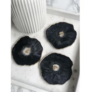 Resin Drink Coaster with Agate Inlay for <b>Table</b> <b>Protection</b> - Product Image 1