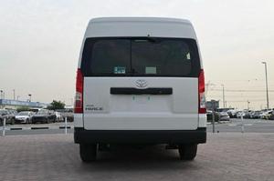 NUOVISSIMO 2025 Hiace GL-High Roof Commuter 3.5L Potenza (277 CV) 4 Cilindri Alimentazione a Benzina Trazione Posteriore Trasmissione Automatica Guida a Sinistra - Product Image 6