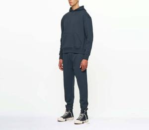 Venta al por mayor de invierno personalizado con capucha de los hombres Fitness chándal ropa deportiva Jogger traje transpirable para entrenamiento - Product Image 4