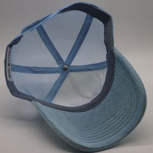 Broderie 3D personnalisée en velours bleu à bord incurvé 5 panneaux Casquette de camionneur en maille de mousse vierge Mode hip-hop élégante - Product Image 6