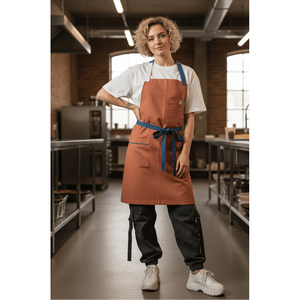 Delantal sin mangas con peto, diseño de cocina moderno para uso diario en restaurantes, cafeterías y hoteles, hecho de tela de algodón y lino. - Product Image 1