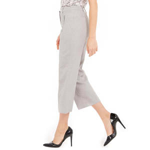 กางเกงขายาวผ้าทวิลล์มีกระเป๋าซิปสำหรับผู้หญิงของคาลวิน ไคลน์สีเทา ไซส์ 12 ชุดสูทไซส์เล็ก - Product Image 3