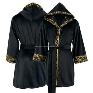 Fabricante OEM de batas de boxeo: Suministro al por mayor de batas de boxeo personalizadas de satén con capucha para el ring - Product Image 3