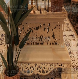 Tabourets en bois traditionnels pour décorations de mariage - Product Image 6