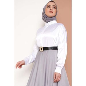 Camisa manga murciélago satinada blanca - Product Image 2