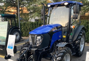 Tractor Compacto LOVOL TE404 de 40HP 4WD con Cambio Shuttle, Tractor Agrícola Diésel con Cargador Frontal, Ideal para Huertos y Viñedos - Product Image 2