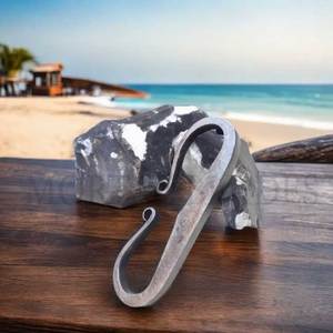 Fer forgé fait à la main personnalisé Viking torsadé médiéval Fire Striker Flint Fire Steel Vintage Fire Starter - Product Image 2