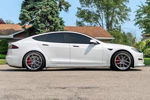 Tesla Model S Plaid 2024 Usado - Product Image 2