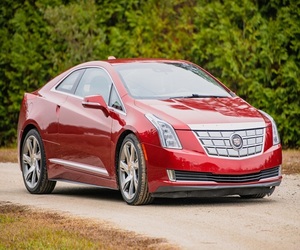 Cadillac ELR 2014 d'occasion en excellent état, prêt à être expédié - Product Image 1