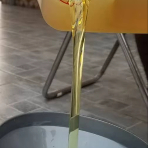 Huile de tournesol biologique de qualité supérieure, 100% pure, huile de cuisson raffinée en vrac ou en bouteille en plastique - Product Image 1