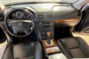 VOLVO XC90 2007 USADO, Volante a la Izquierda/Derecha - Product Image 3