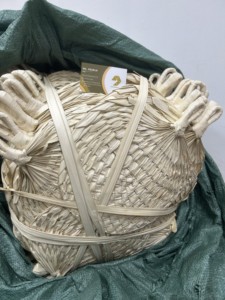 Ventilador de mano de bambú hecho a mano mejor calificado, ventilador plegable ecológico artesanal de Vietnam, perfecto para regalos de boda y compradores minoristas - Product Image 4