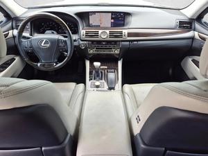 Lexus LS 460 2015, 4 Puertas, Sedán, Tracción Trasera, Automático, Superventas - Product Image 5