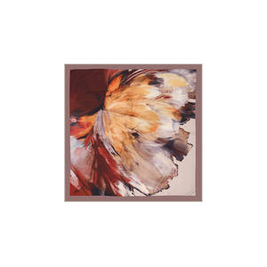 ผ้าพันคอโพลีเอสเตอร์สีเบจลายดอกไม้ - Product Image 1