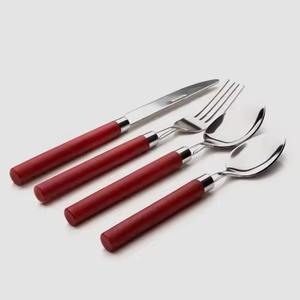 Ensemble de couverts élégant avec manche blanc fin et tête ronde dorée, vaisselle moderne de qualité supérieure, parfait pour les événements de restauration et le service quotidien - Product Image 5