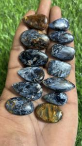 พลอยสามส่วนอัญมณีทรงหลวมปรับแต่งได้รูปร่างหลายขนาดได้รับการรับรองจากบุคคลที่สามจากธรรมชาติ - Product Image 3