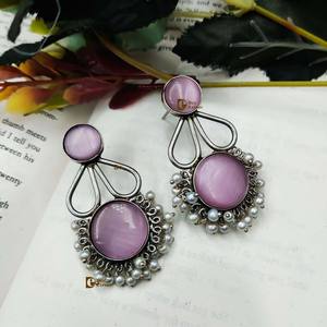 Pendiente de plata con diseño de corazón ligero con piedra Monalisa, ropa de fiesta para niñas y regalo con piedra principal de diamantes y perlas - Product Image 4