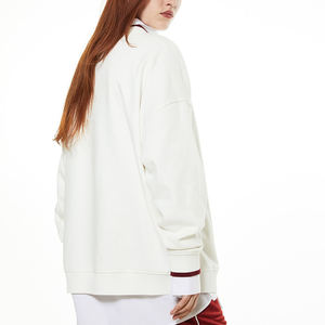 Sudadera oversize bordada personalizada para mujer, Sudadera de cuello redondo con hombros caídos para mujer al por mayor - Product Image 4