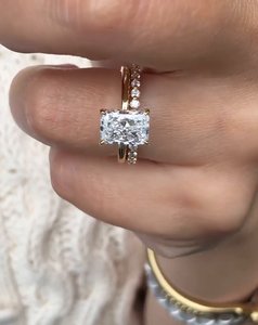 Anillo de compromiso de diamante de corte Marquesa cultivado en laboratorio, anillo de regalo lujoso con certificado IGI de oro de 18KT para mujer - Product Image 3