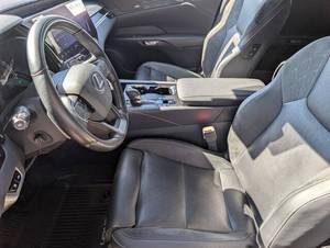 รถยนต์ Lexus RX 450h+ Luxury AWD Luxury 4dr SUV มือสองสำหรับขาย - Product Image 2