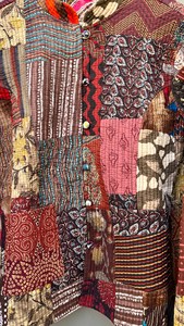 แจ็กเก็ตผ้าไหมซารีสำหรับผู้หญิง,เสื้อแจ็กเก็ตผ้าไหมแบบใส่กลับด้านได้เสื้อโค้ท Kantha สั้นแฮนด์เมด - Product Image 6