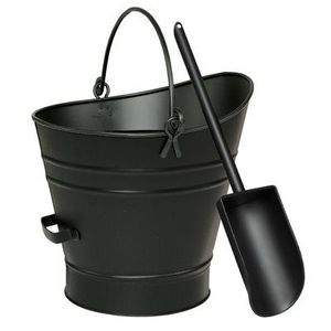 Seau à charbon en fer au design rustique authentique offrant à la fois fonctionnalité et attrait esthétique classique pour les environnements domestiques traditionnels - Product Image 2