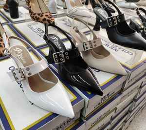 รองเท้าส้นเข็มแบบลำลองของผู้หญิงรองเท้าหัวแหลมขนาด7ซม. 36-40ผลิตจาก Turkiye - Product Image 2