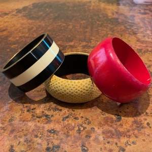 Bracelets en résine de style bois, bijoux en résine multicolores, bijoux faits à la main, bijoux tendance, cadeau pour elle - Product Image 1