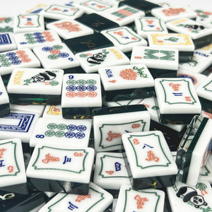 Mahjong Acrílico Estilo Americano con 160 Fichas de 32 mm, Tamaño Pequeño, Juegos de Mesa Portátiles - Product Image 3