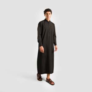 Dyniq Black <b>Thobe</b> with Long Sleeves Made From Cotton - Product Image 4