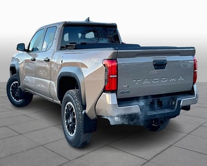 Toyota Tacoma TRD Off Road 2022, Doble Cabina, Caja de 6', V6, 4x4, Volante a la Izquierda/Derecha - Product Image 5