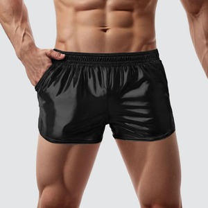 Ropa interior sexy para hombre, novedad de 2025, pantalones cortos de cuero brillante, pantalones cortos de playa brillantes de tres colores con cintura elástica informal para hombre, pantalones cortos de gimnasio - Product Image 6