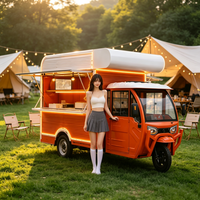 Food Truck Mobile Personnalisable et Conduisible avec Cuisine Complète et Équipement Commercial pour Burgerie
