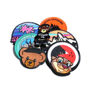 แผ่นป้ายแฟชันงานปักด้วยมือสไตล์หนีบทองเหลืองงานตามสั่ง - Product Image 4