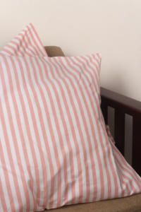 Taie de coussin carrée américaine tissée à rayures teintes en fil recyclé taies d'oreiller personnalisées pour la maison hôtel hôpital - Product Image 3