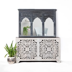 Buffet sculpté à quatre portes - Product Image 3